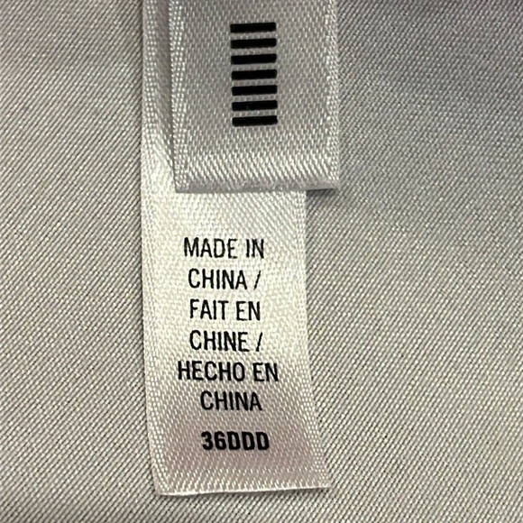 Victoria’s Secret VSX Sports Bra 36DDD Hot Pink Confetti Print Crisscross Back - Picture 7 of 11